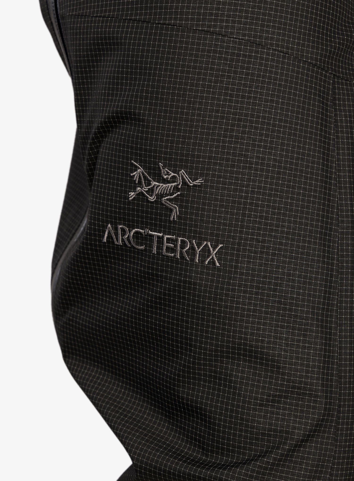Панталони GORE-TEX Arcteryx Alpha Pant - black