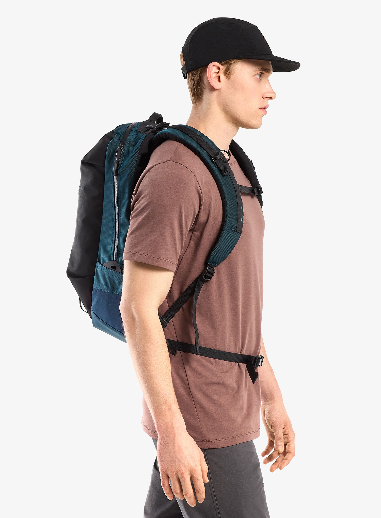 Градска раница Arcteryx Arro 22 Backpack - labyrinth