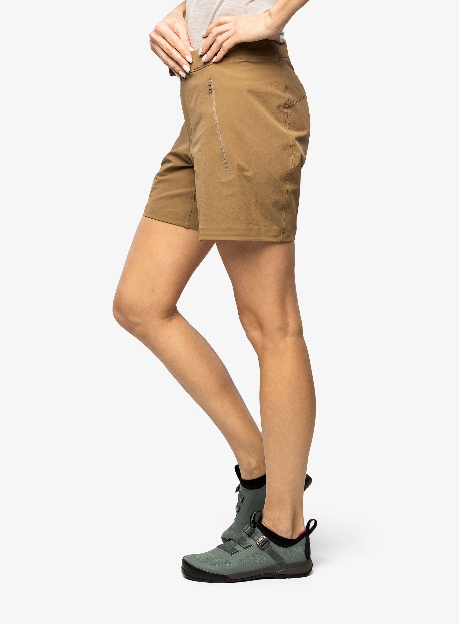 Дамски туристически къси панталони Arcteryx Gamma Short 6 - dark canvas
