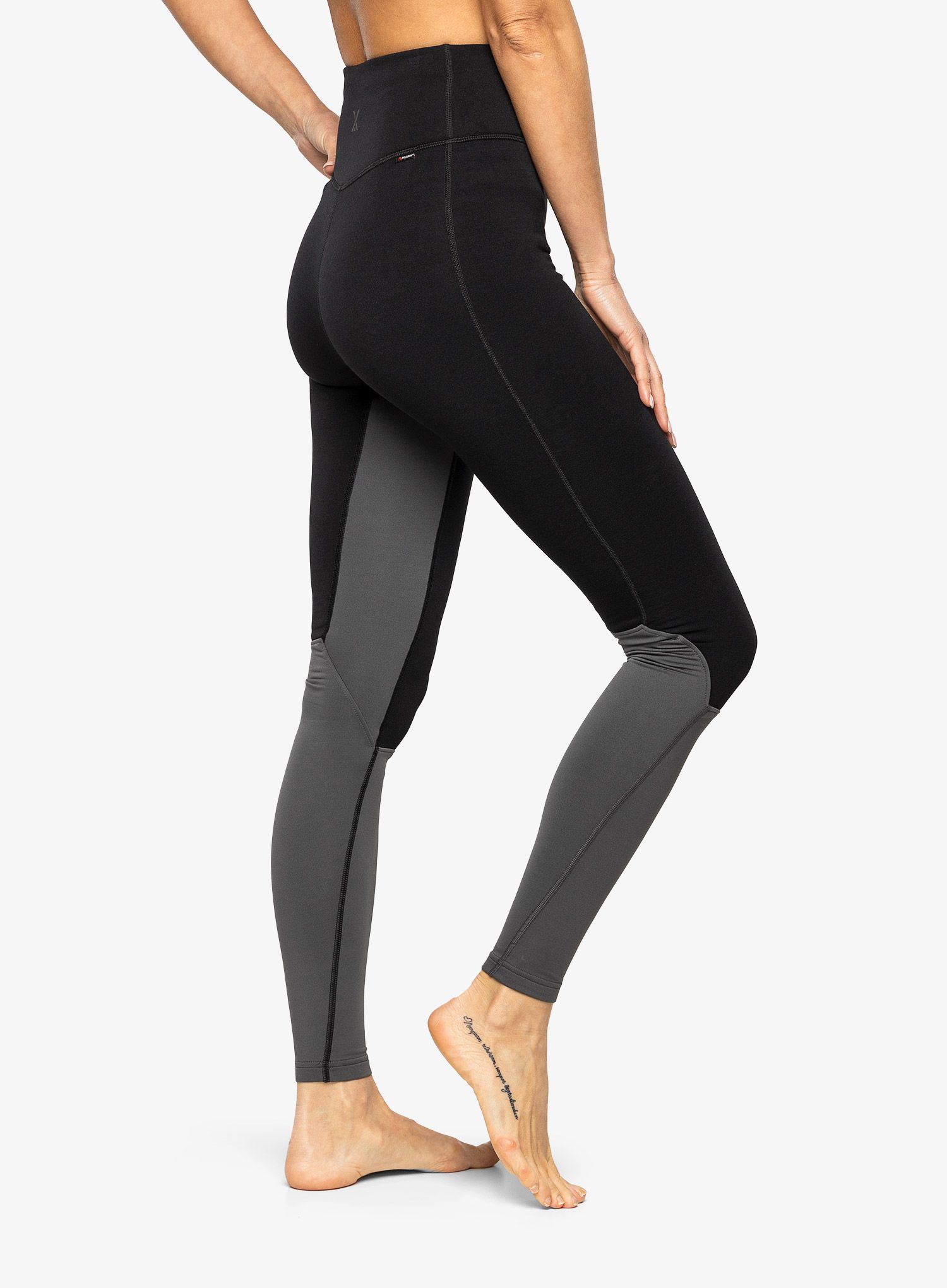 Дамски клин Berghaus MTN Seeker ST Legging - jet black/grey pinstripe