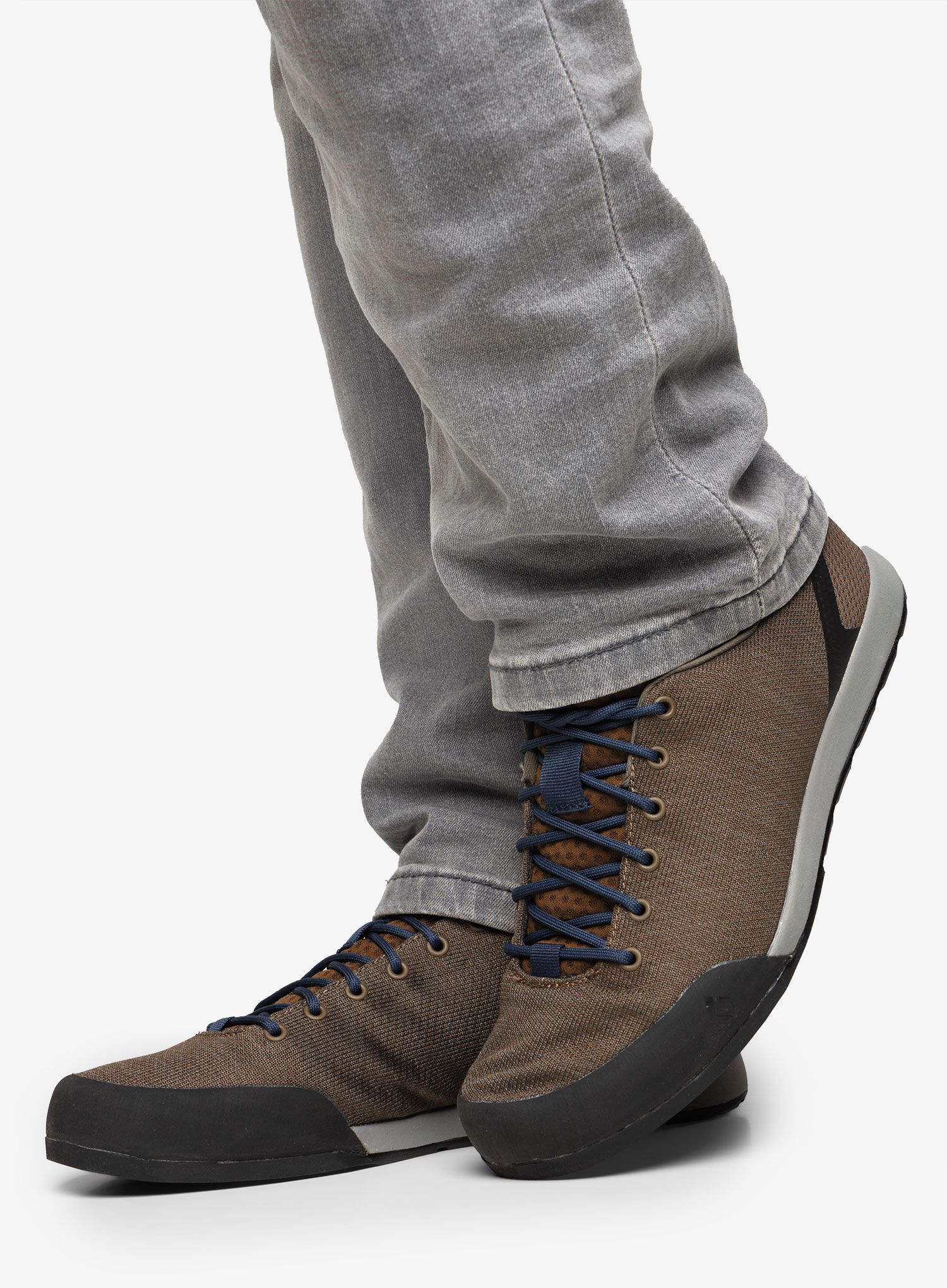 Обувки lifestyle Black Diamond Circuit - malted/storm