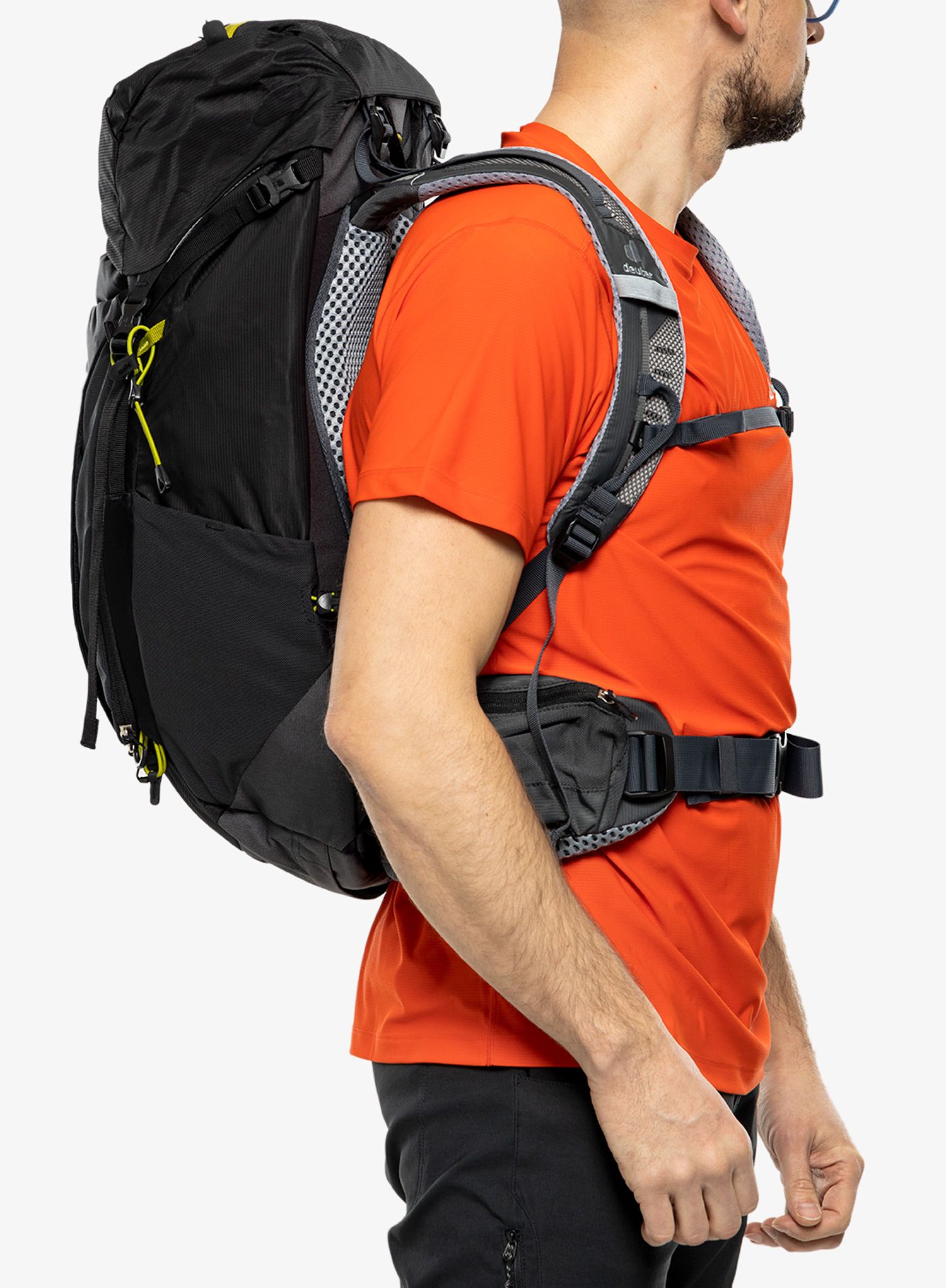 Туристическа раница Deuter Trail Pro 36 - black/graphite