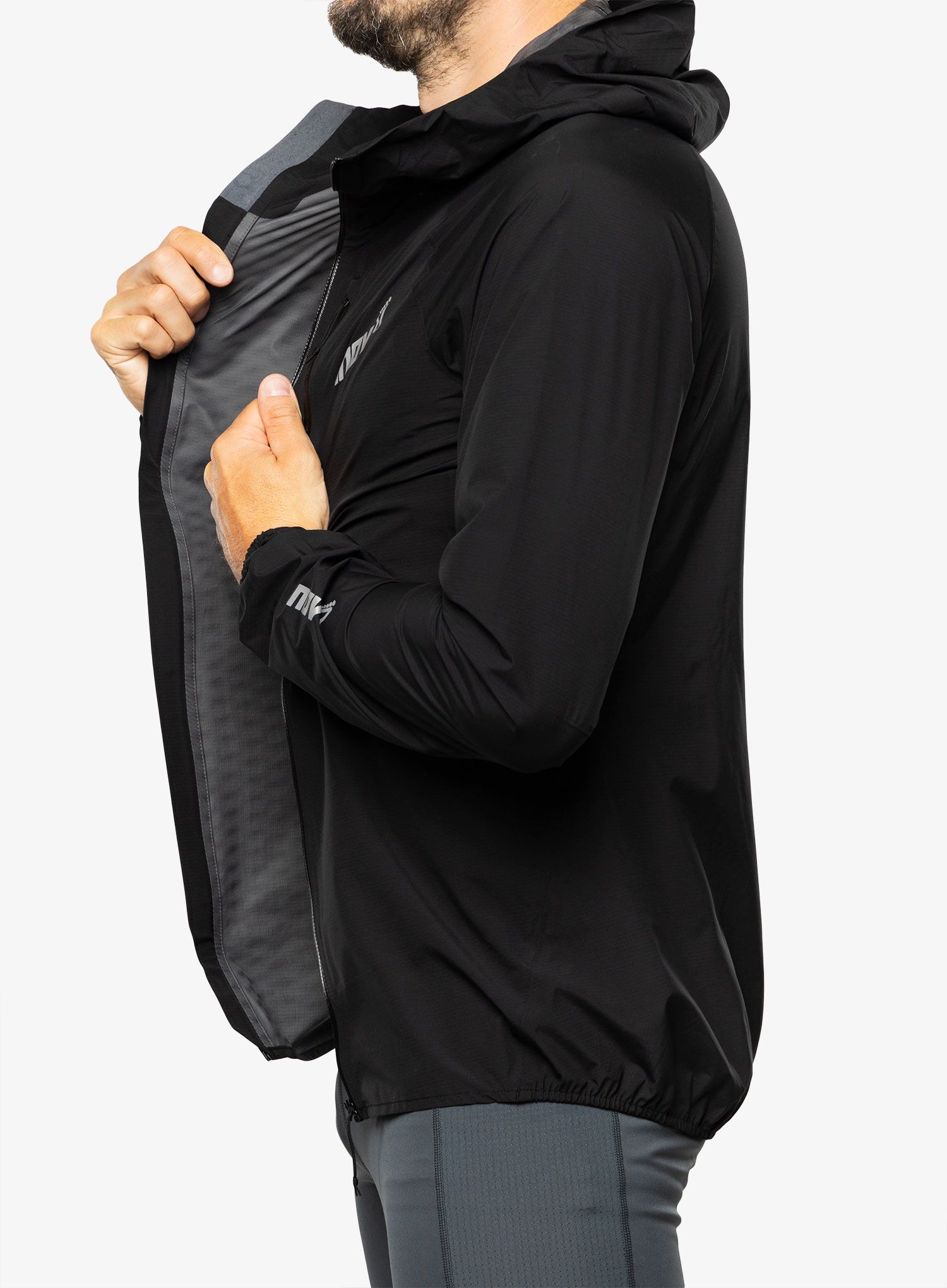 Яке за бягане Inov-8 Stormshell FZ V2 - black