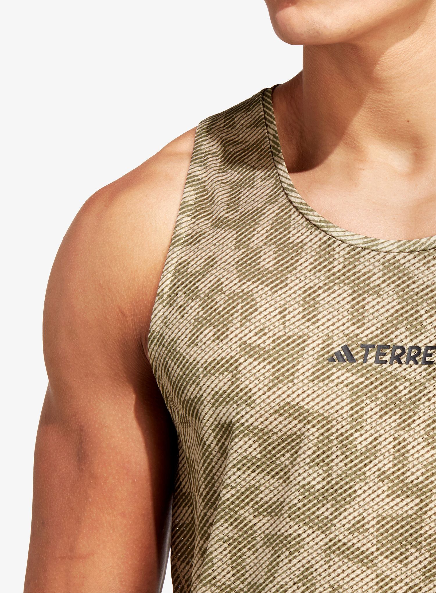 Тениска за бягане adidas TERREX Agravic Tank - savannh/focus olive