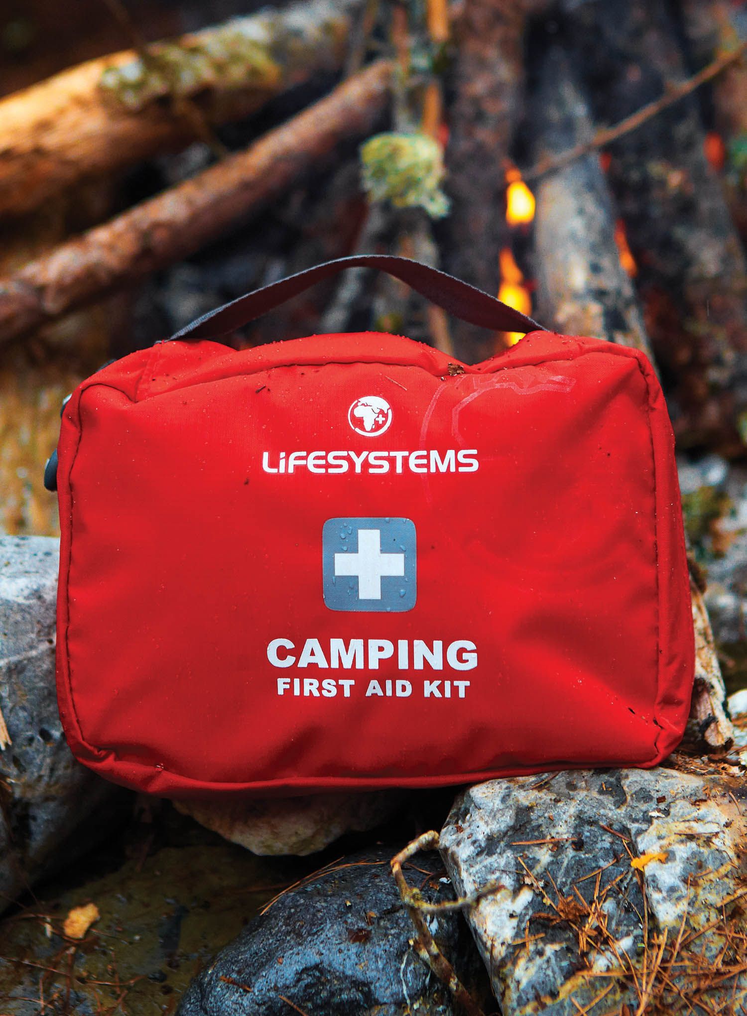 Аптечка Lifesystems Camping First Kit Aid