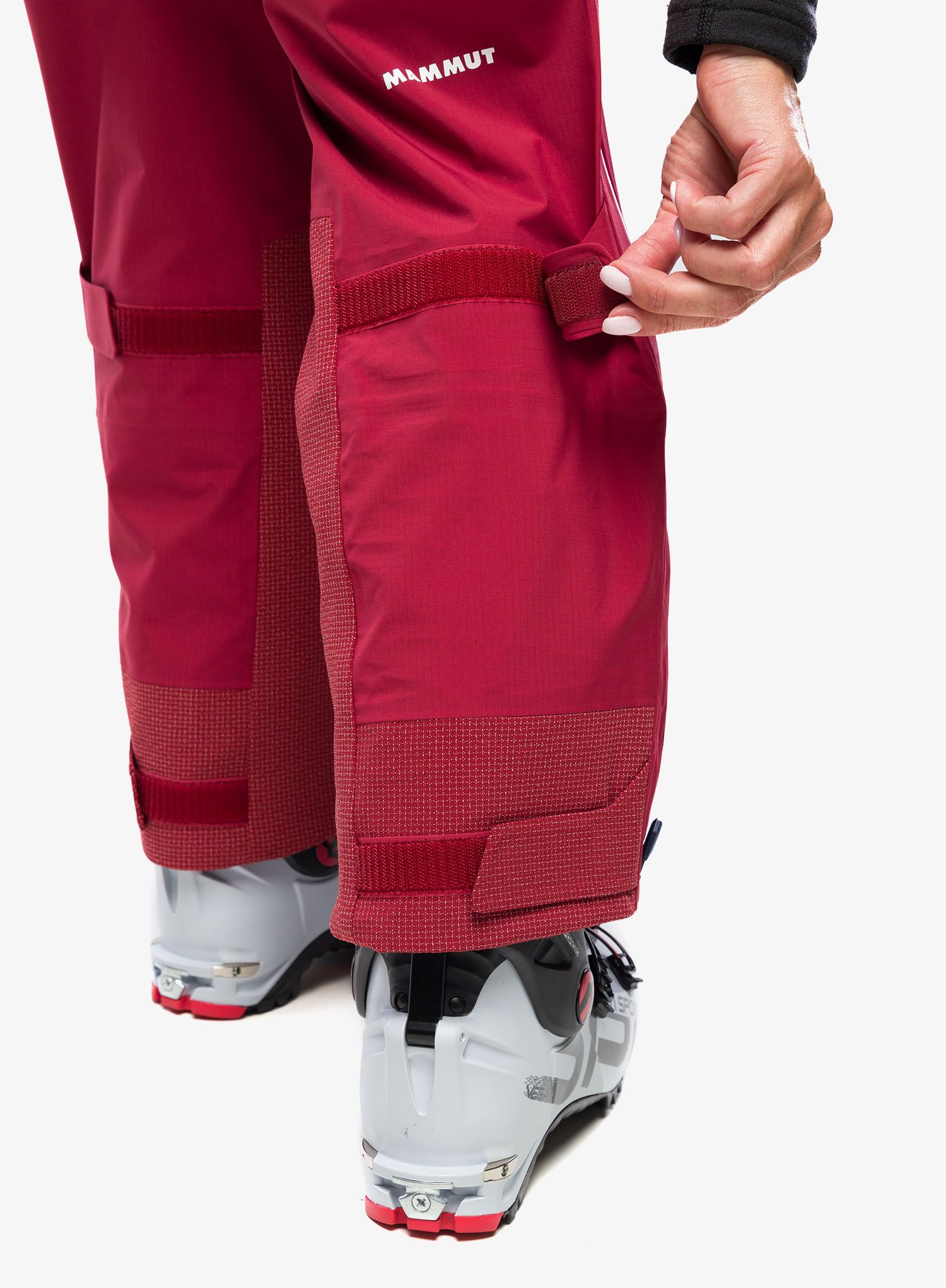 Дамски панталони Mammut Taiss Pro HS Pants - blood red