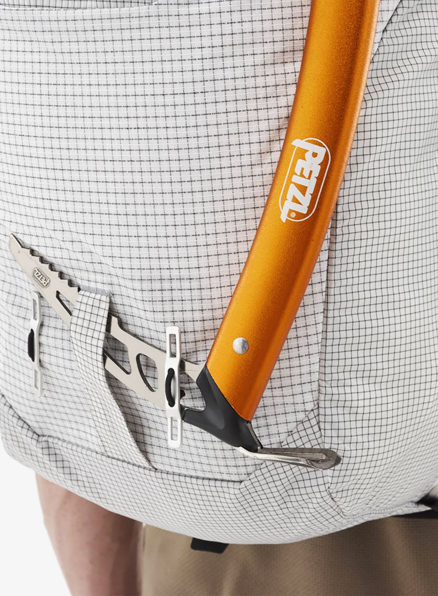 Раница за бягане Millet Trilogy Sky 25+ - white