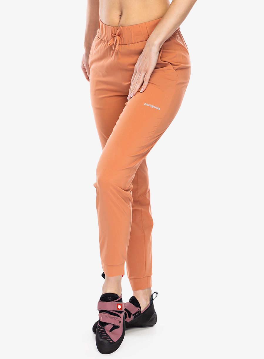 Дамски панталони Patagonia Terrebonne Joggers - sienna clay