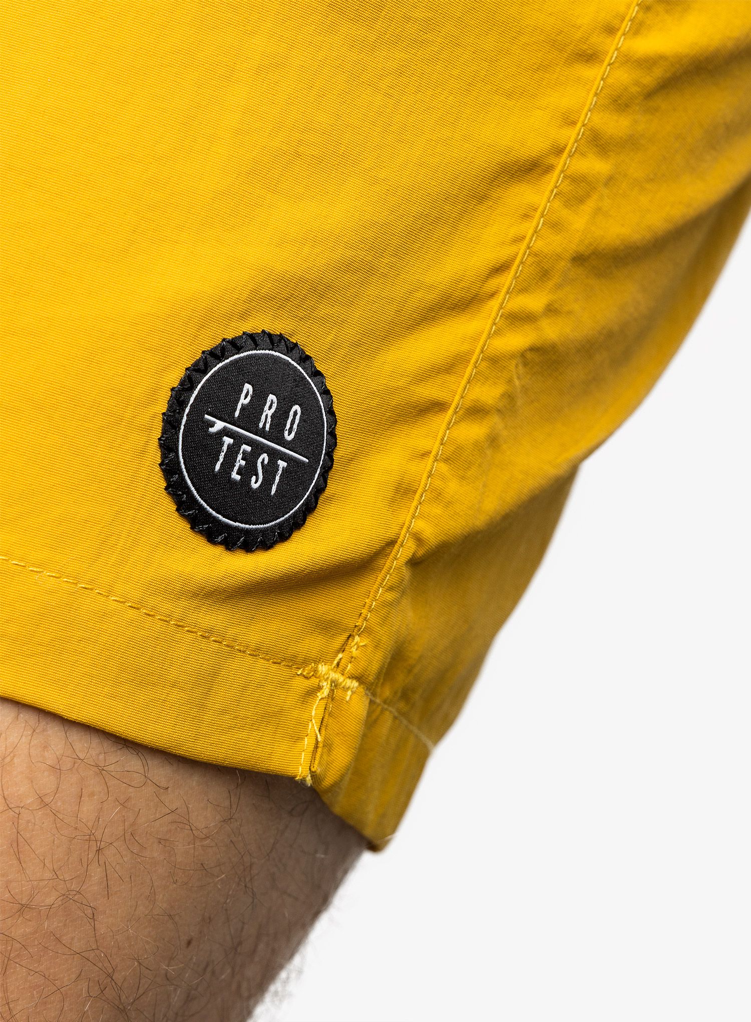 Къси панталони Protest Faster Swim Short - tumeric yellow