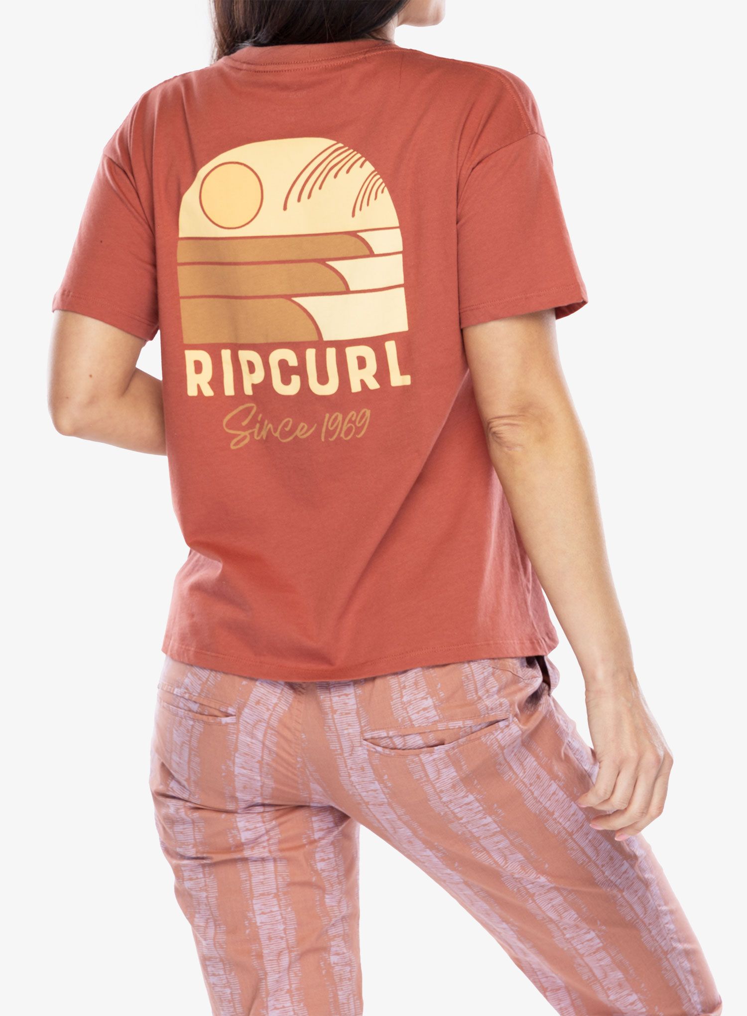 Дамска тениска с щампа Rip Curl Line Up Relaxed Tee - maroon