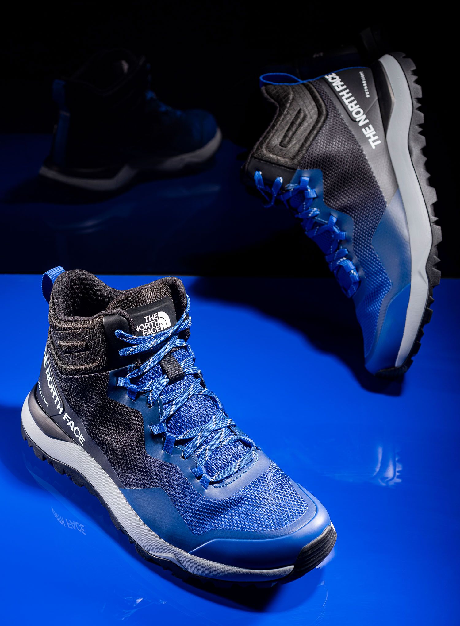 Мъжки туристически обувки The North Face Activist Mid FUTURELIGHT - tnf blue/tnf black