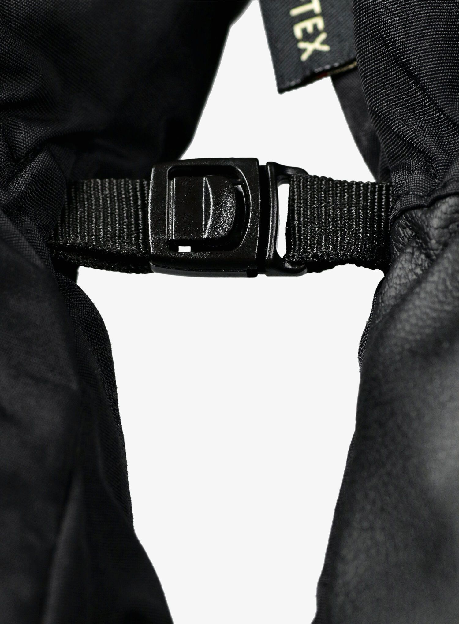 Ръкавици с мембрана Trekmates Chamonix GTX Mitts - black
