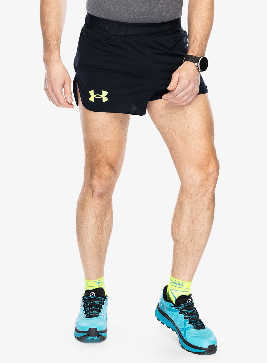 Къси панталони за бягане Under Armour Lighter Than Air Short - black/lime surge