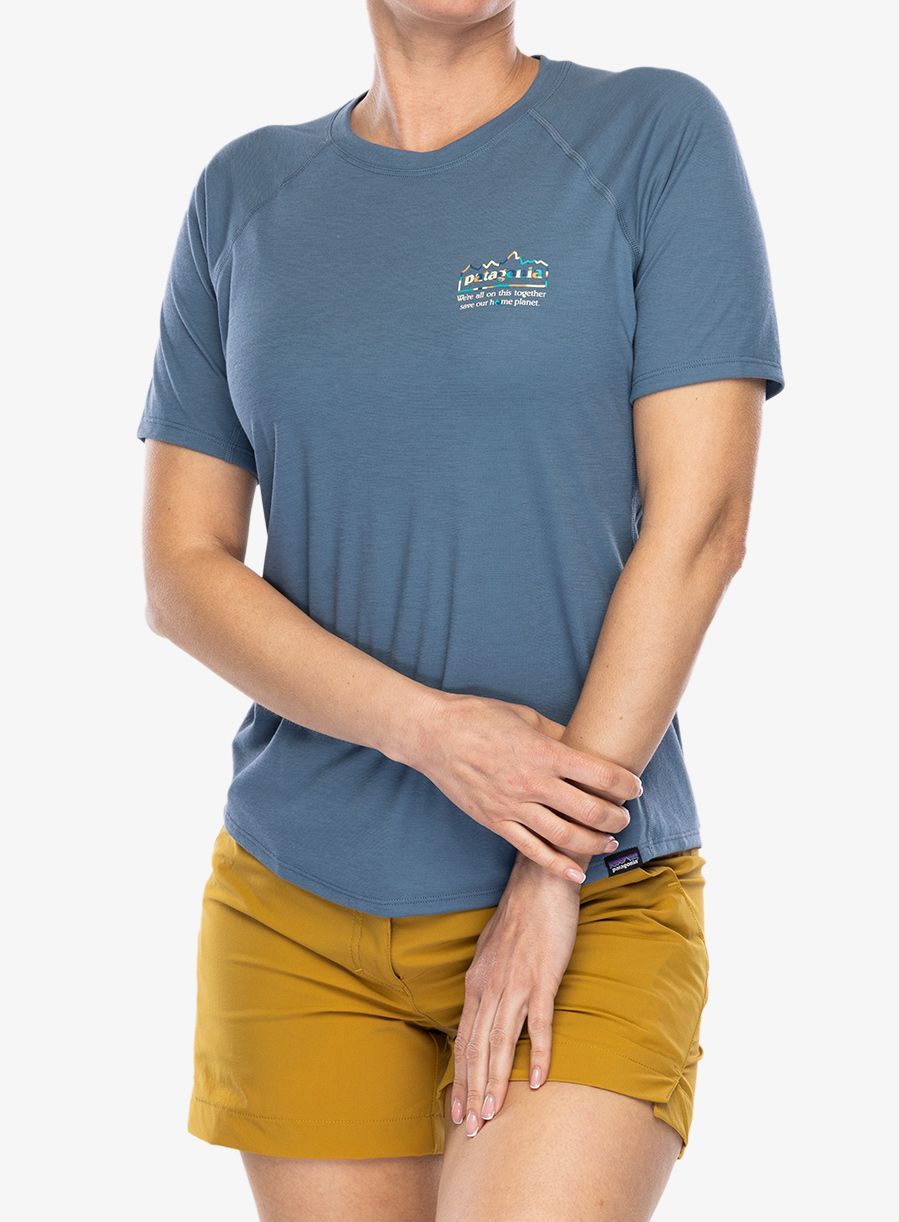 Дамска бързосъхнеща тениска Patagonia Cap Cool Trail Graphic Shirt - unity fitz/blue