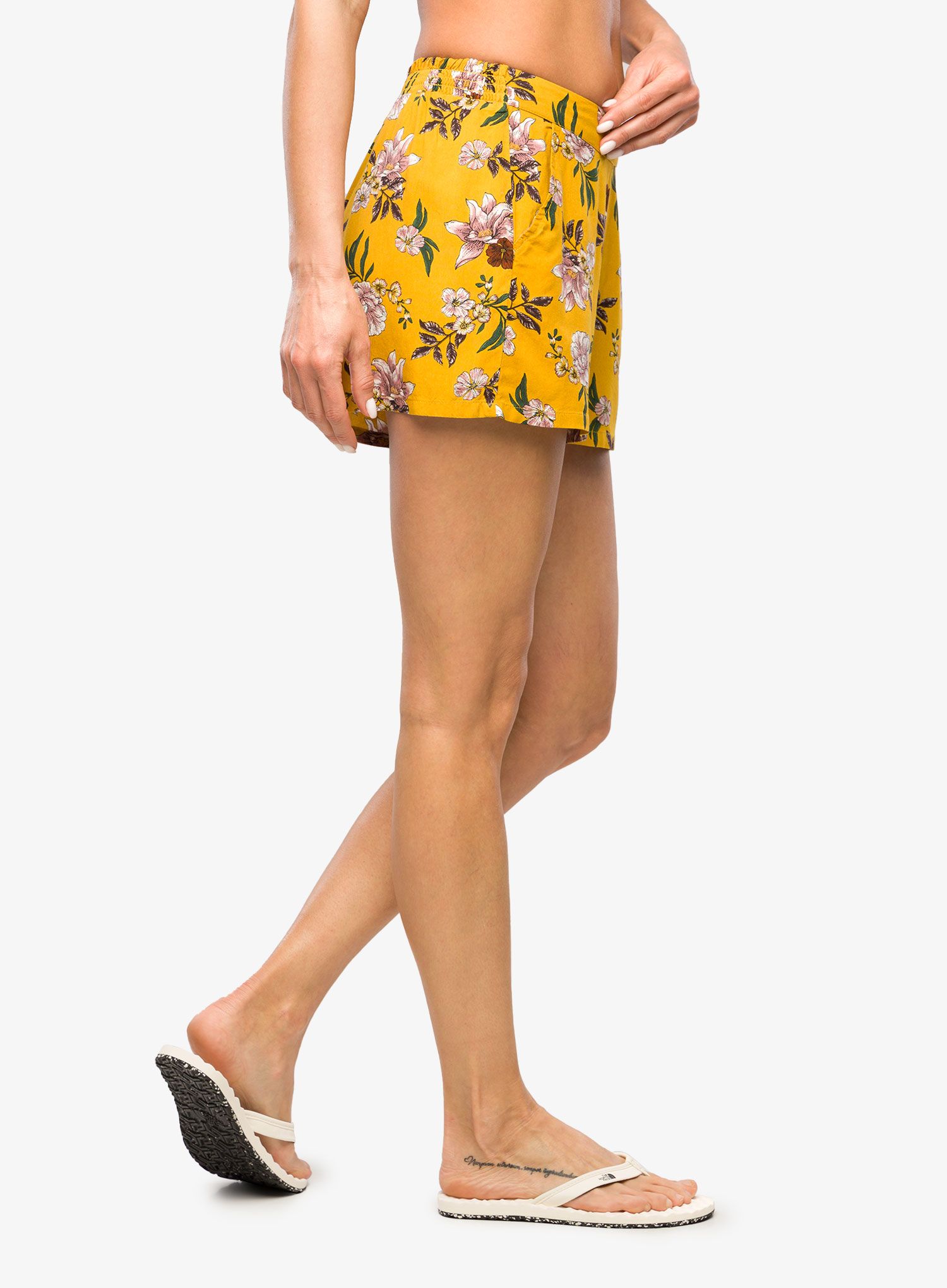 Дамски къси панталони Protest Prtmahi Shorts - tumeric yellow