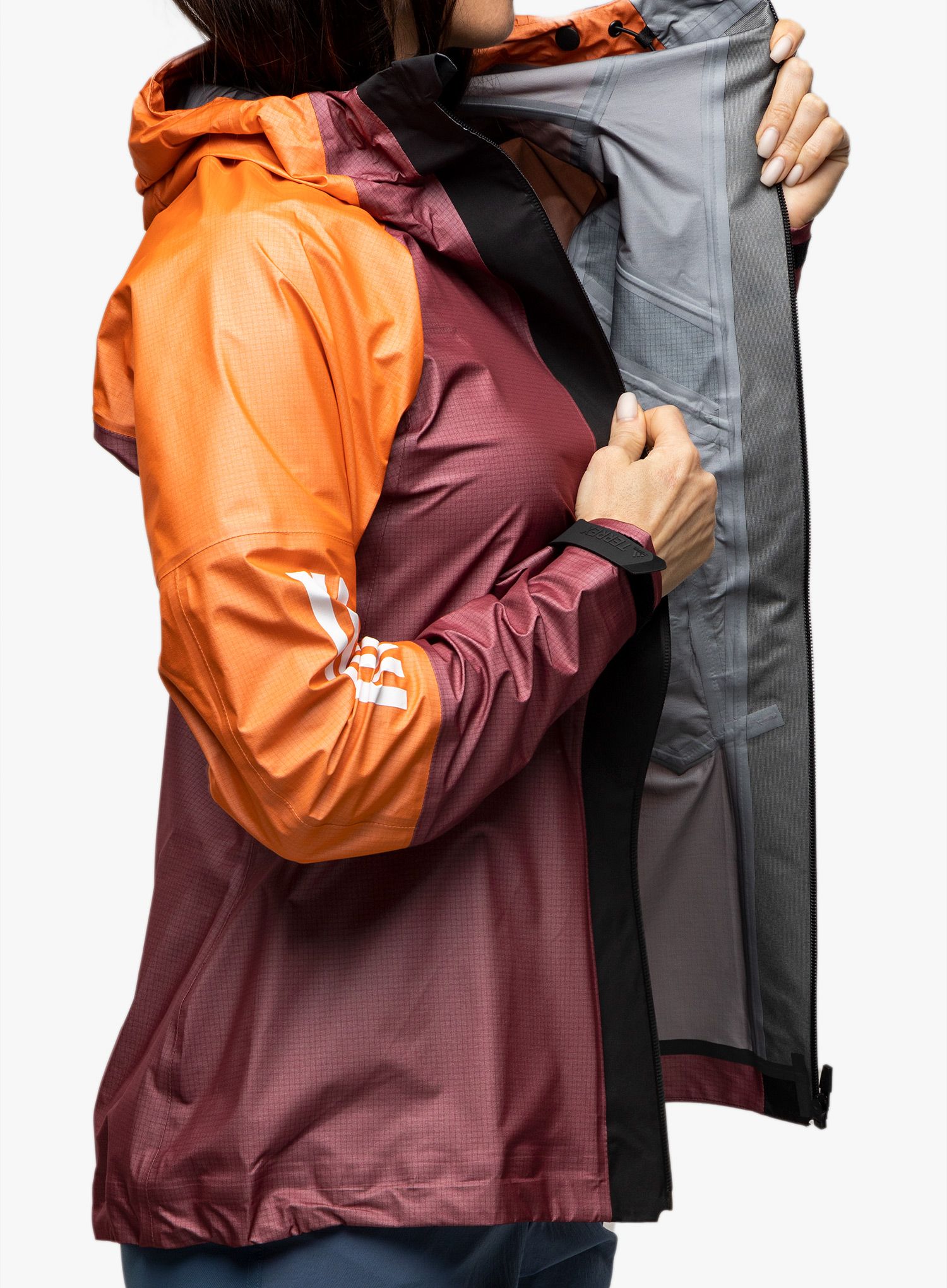 Дамско яке adidas TERREX Techrock Light GORE-TEX Jacket - red/semi impact orange