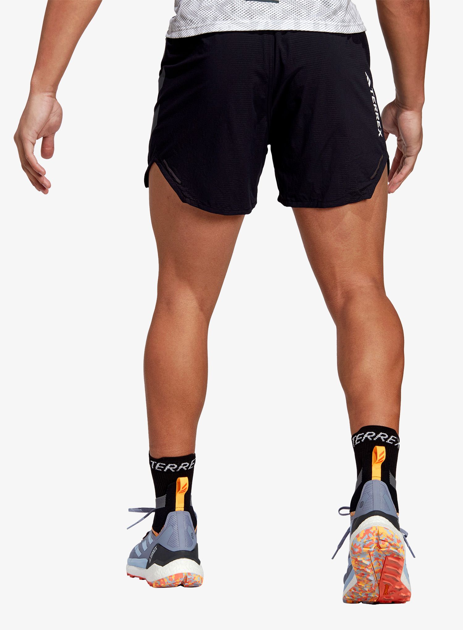 Къси панталони за бягане adidas TERREX Agravic Pro Trail Running Shorts - black