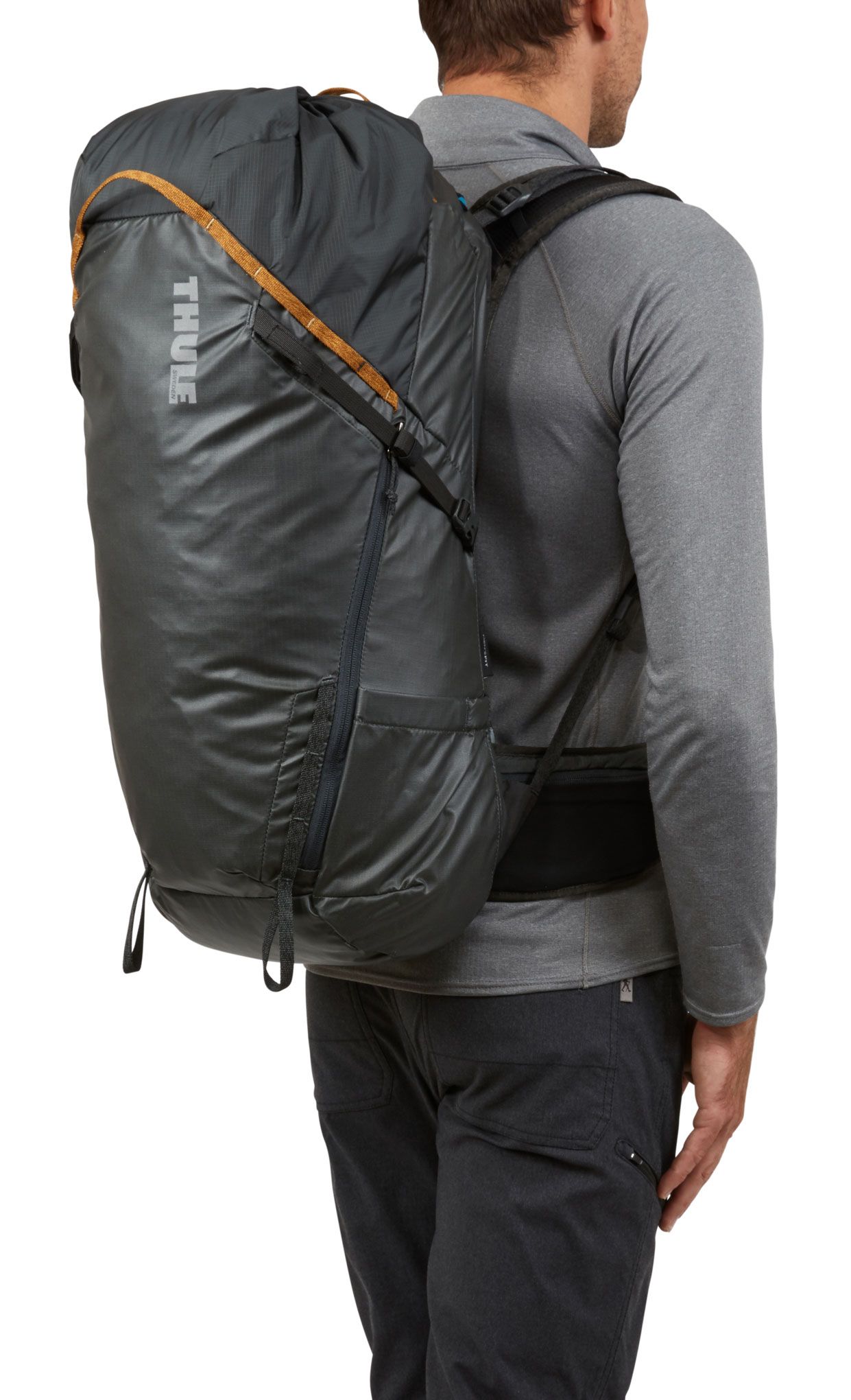 Туристическа раница Thule Stir 35 - obsidian
