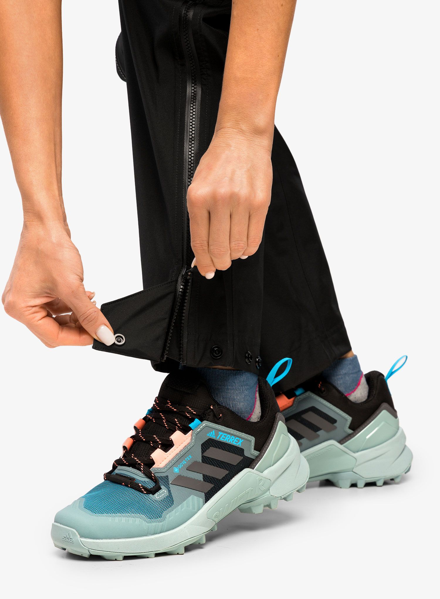 Дамски водоустойчиви панталони adidas TERREX GORE-TEX Paclite Rain Pants - black