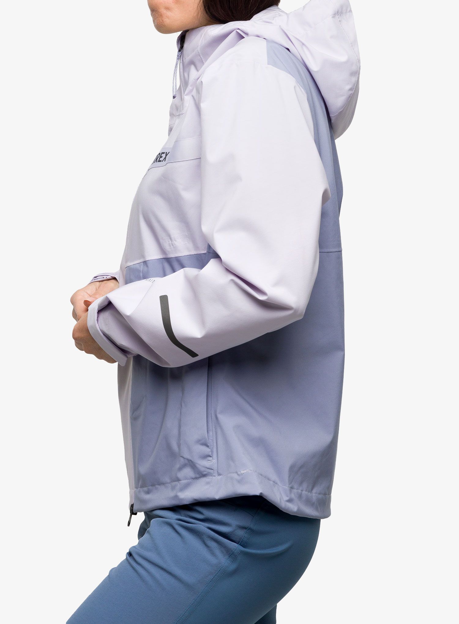Дамско яке с мембрана adidas TERREX Multi RAIN.RDY 2.5L Jacket - silver dawn