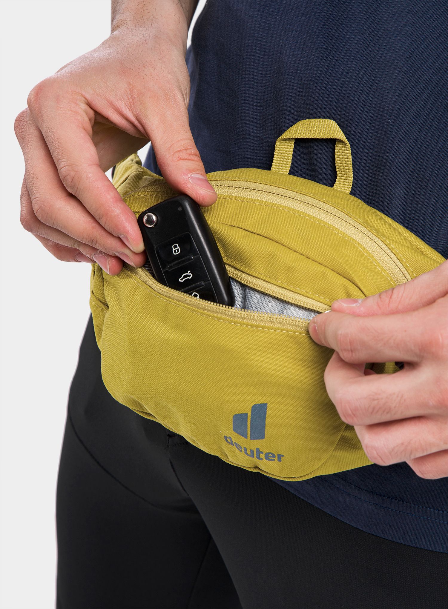 Чантичка за кръст Deuter Urban Belt - turmeric