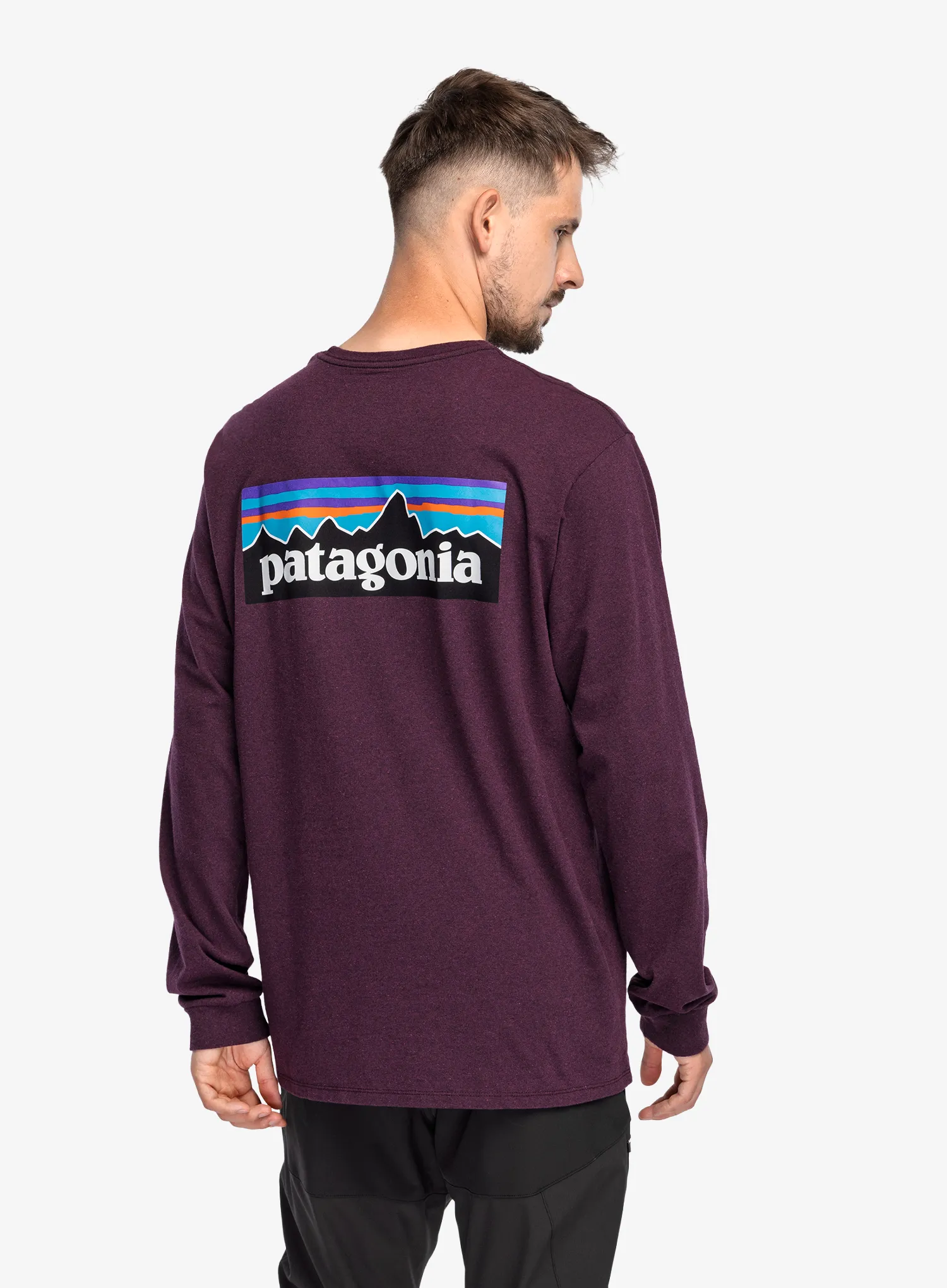 Суичър без качулка Patagonia L/S P-6 Logo Responsibili-Tee - berry fig