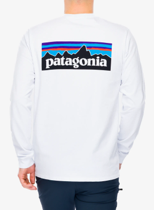Суичър без качулка Patagonia L/S P-6 Logo Responsibili-Tee - white