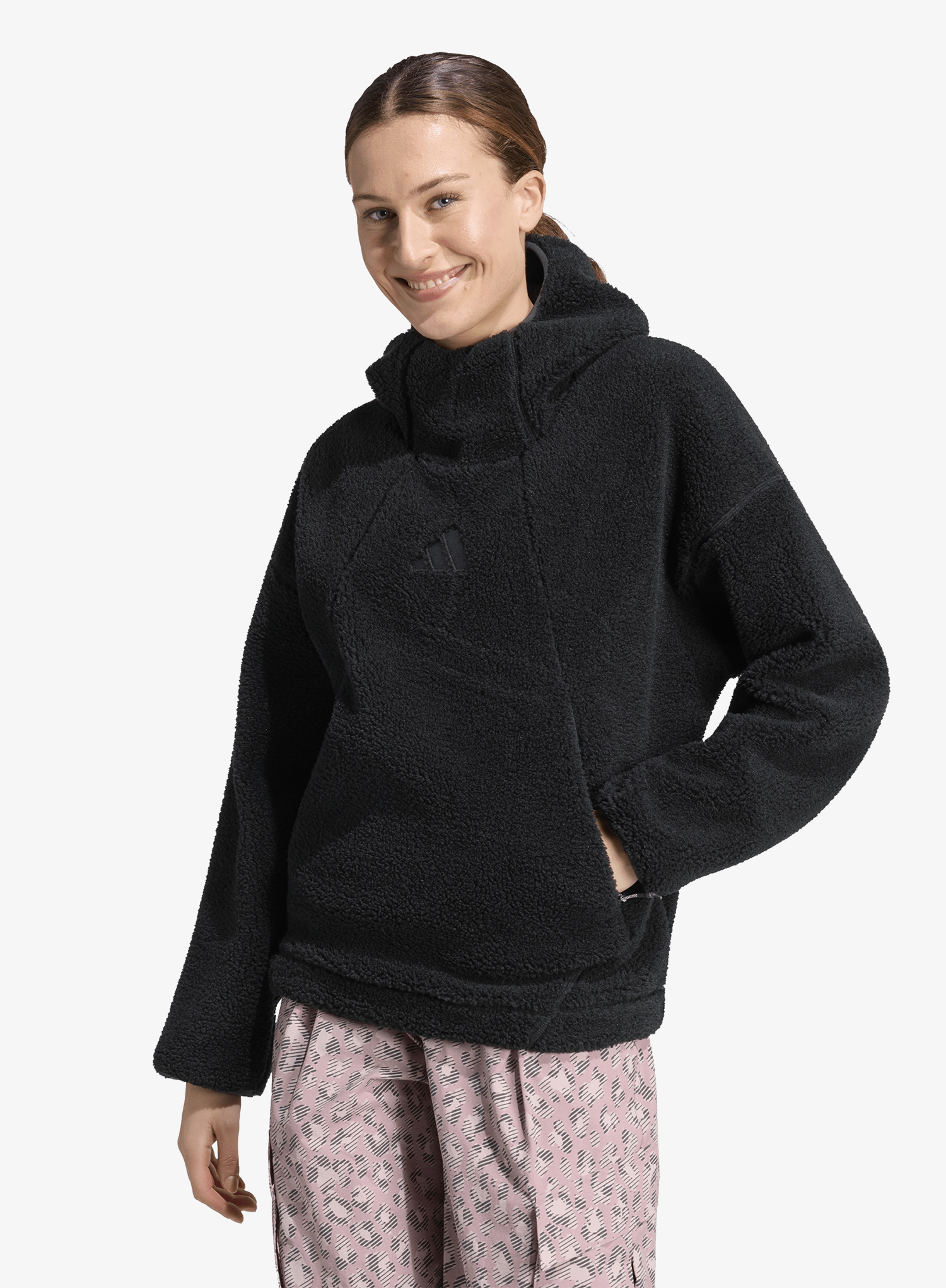 adidasTERREXXploricClimawarmHighPileHoodie_black_fw26_4069996586130_1_051.webp