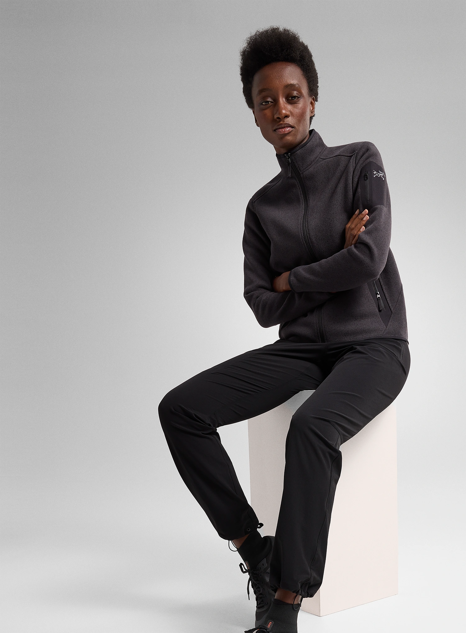 Дамски поларен суичър Arcteryx Covert Cardigan - black