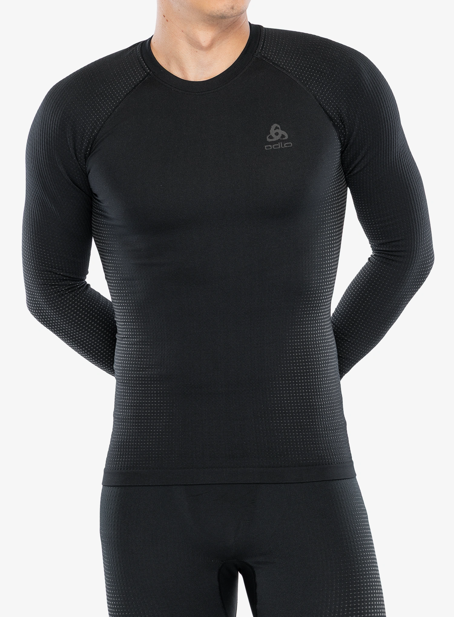 OdloPerformanceWarmBLTopCrewNeckL_S_graphitegrey_081.webp
