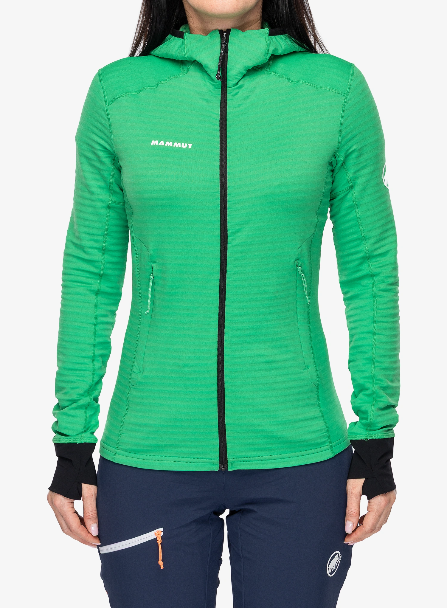 qweMammutTaissLightMLHoodedJacket_pineablack7619876638977a.webp
