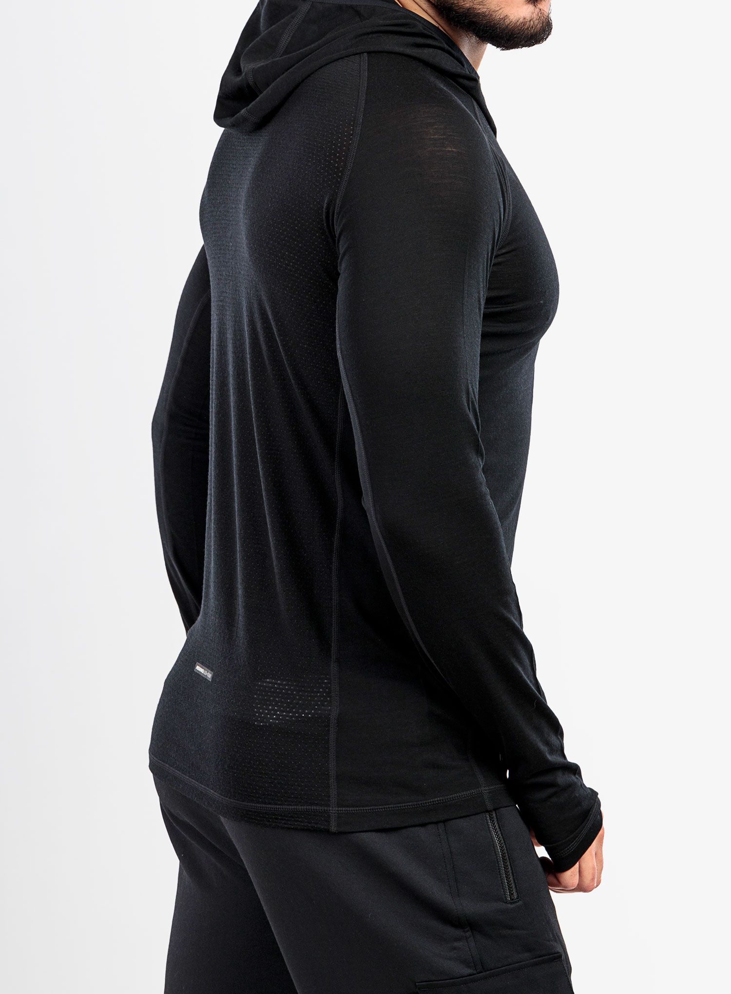 Термоактивен суичър Mons Royale Temple Tech Hood - black