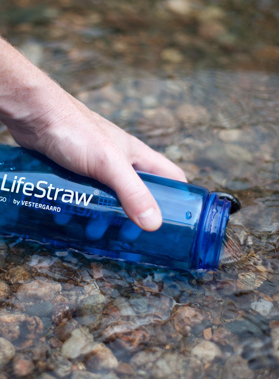 Туристическа бутилка Lifestraw Go 2-stage 22 oz (650 ml) - blue