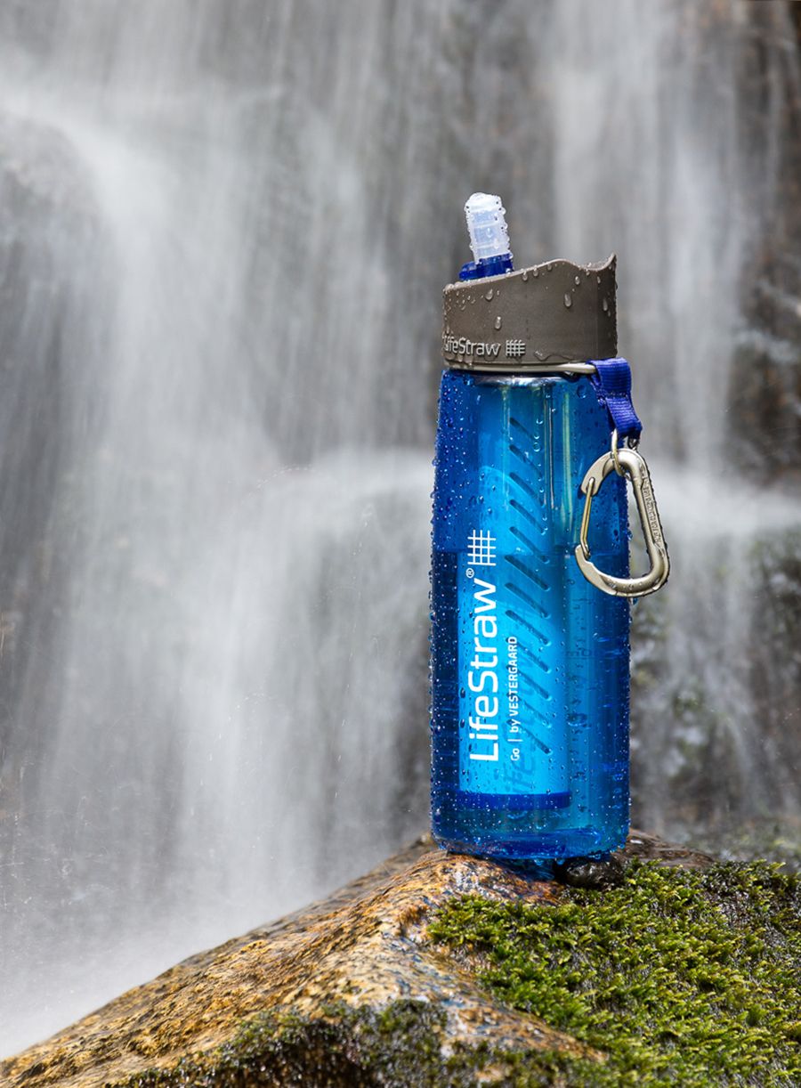 Туристическа бутилка Lifestraw Go 2-stage 22 oz (650 ml) - blue