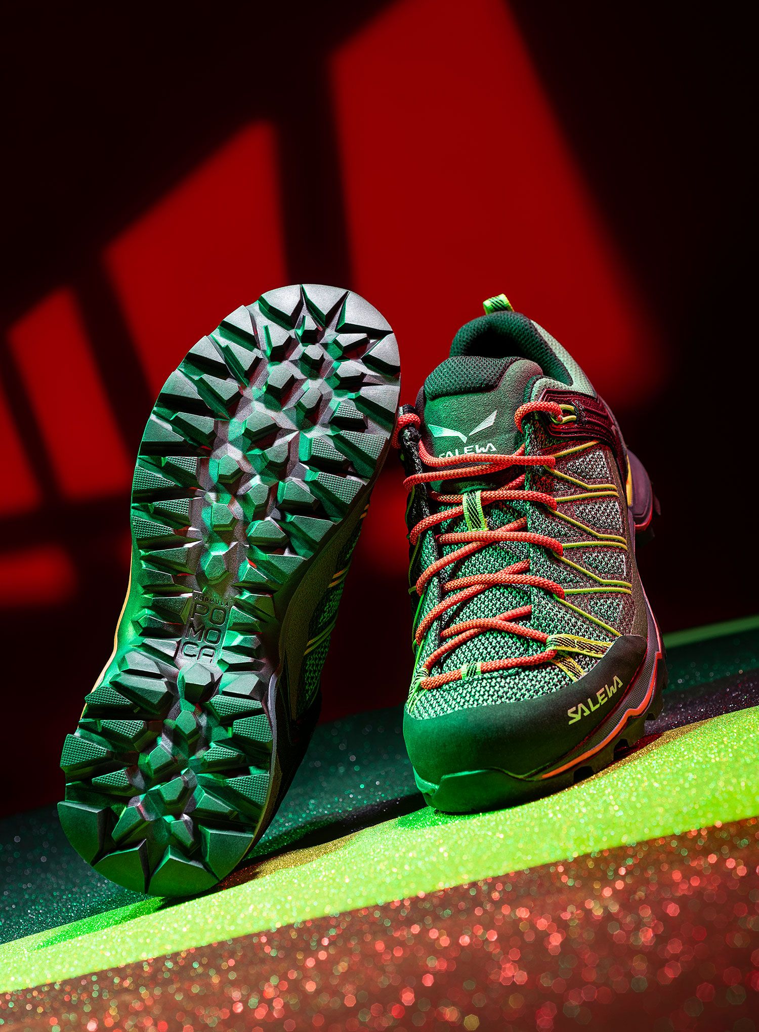 Дамски обувки Salewa Mountain Trainer Lite GTX - feld green/fluo coral