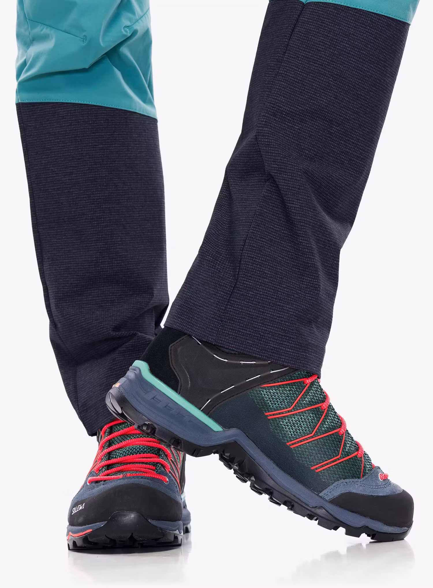 Дамски обувки Salewa Mountain Trainer Lite Mid GTX - feld green/fluo coral