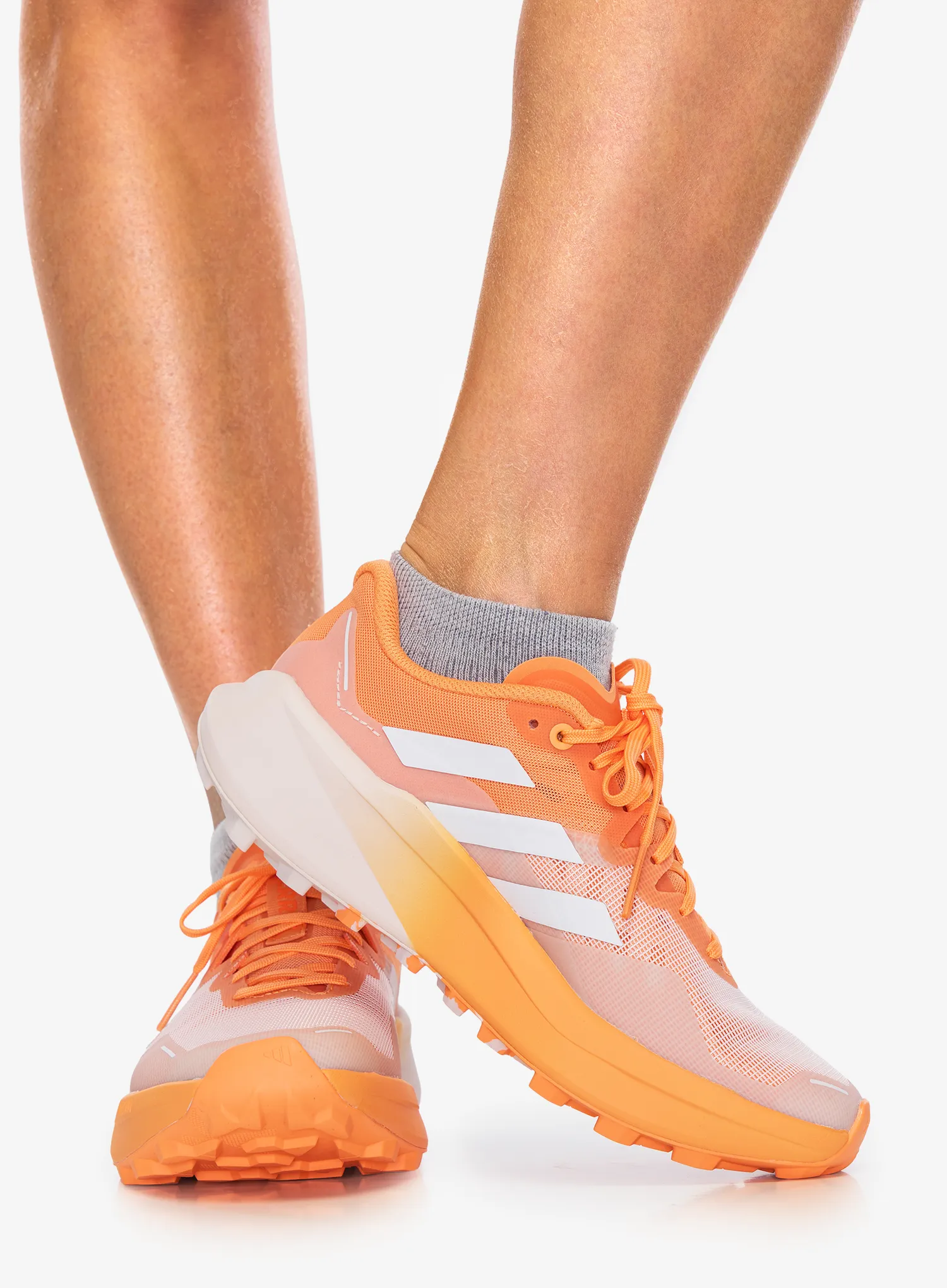 Дамски обувки за бягане adidas TERREX Agravic 3 - amb tint/cryst white/putty mau
