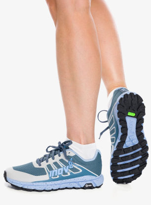 Дамски обувки за бягане Inov-8 TrailFly G 270 V2 - blue/grey