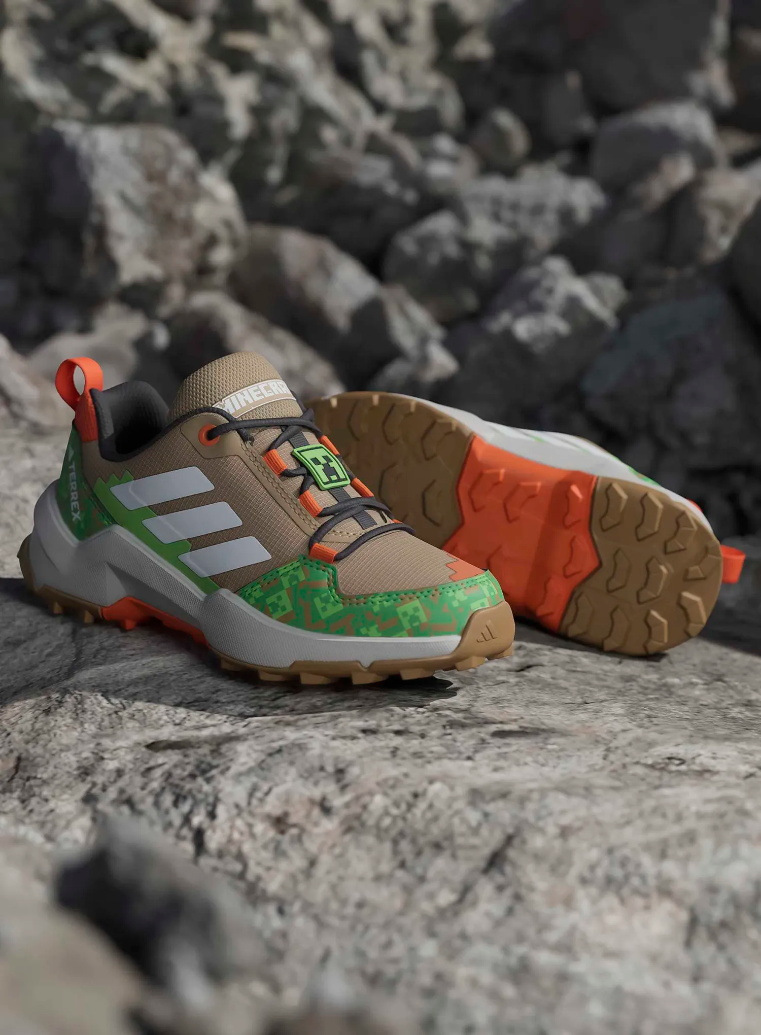 Детски обувки adidas TERREX Minecraft AX4R  - cardboard/white/impact orange