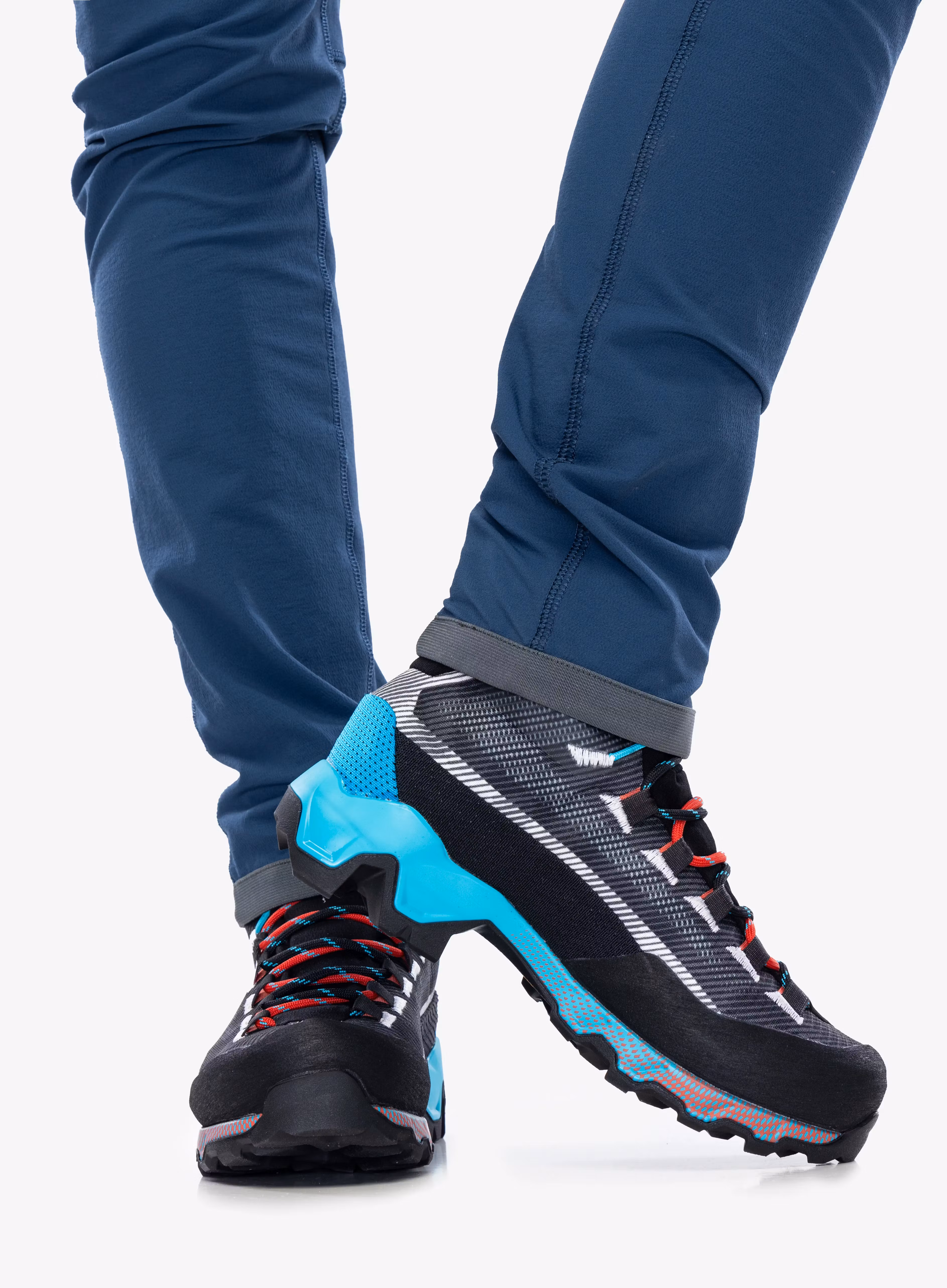 Дамски обувки GORE-TEX La Sportiva Aequilibrium Hike GTX - malibu blue/carbon