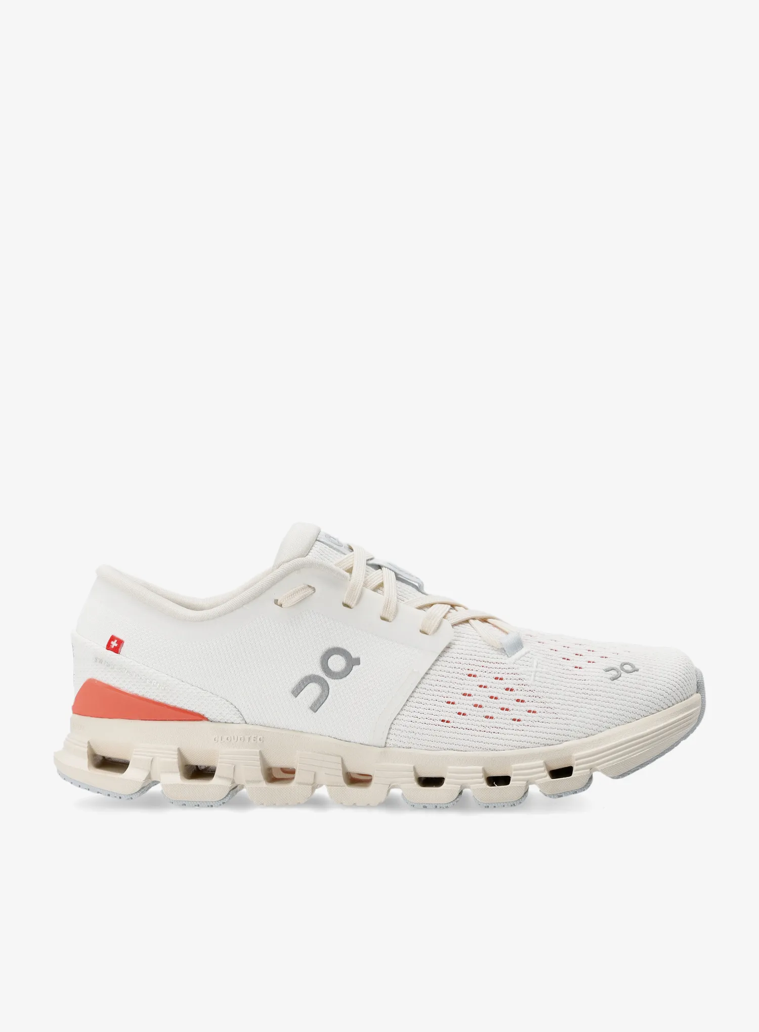 OnRunningCloudX4_ivorysalmon_7615537208848a.webp