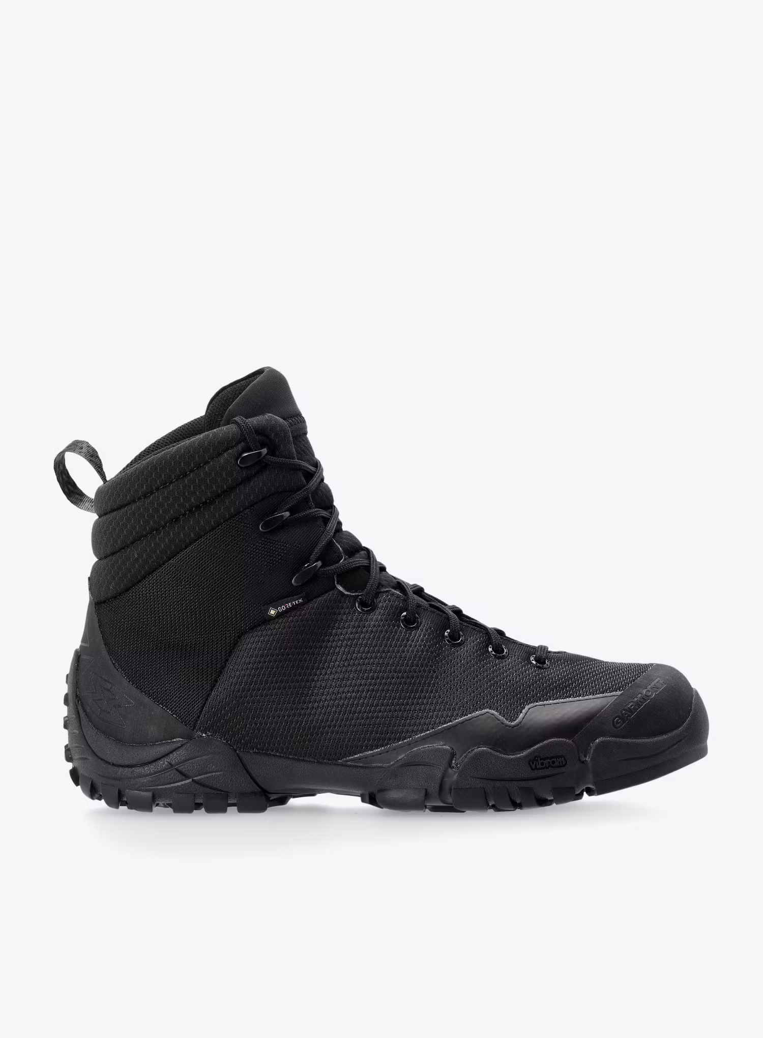 GarmontNemesis6_2GTX_black_012.jpg
