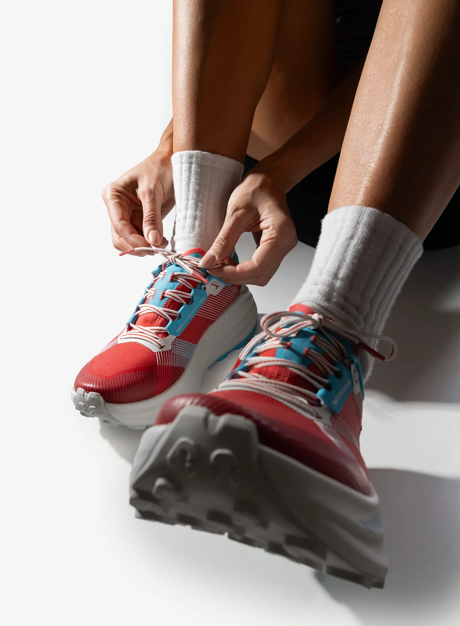 Дамски обувки за планинско бягане La Sportiva Prodigio Max - hibiscus/malibu blue
