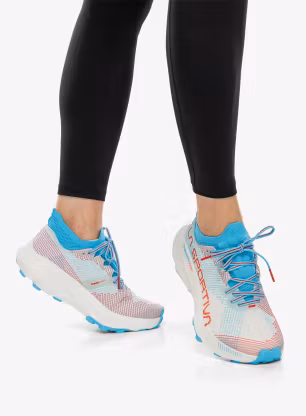 Дамски обувки за планинско бягане La Sportiva Prodigio Pro - white/malibu blue