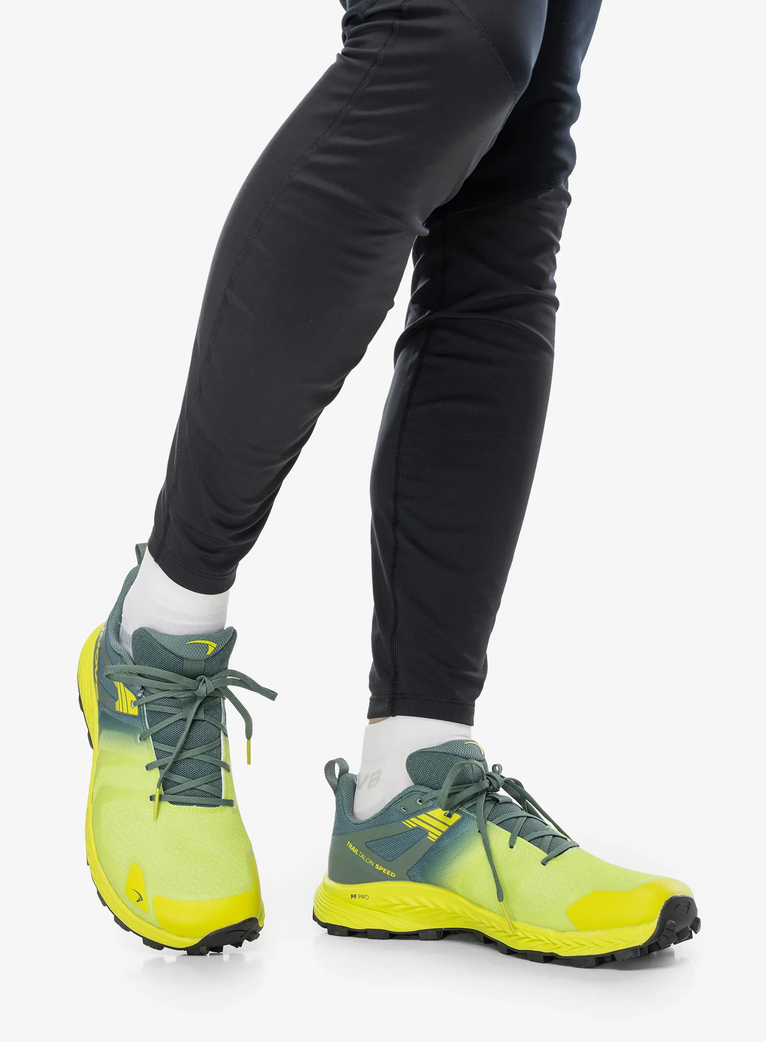 Обувки за планинско бягане Inov-8 Trailtalon Speed - lime/forest green