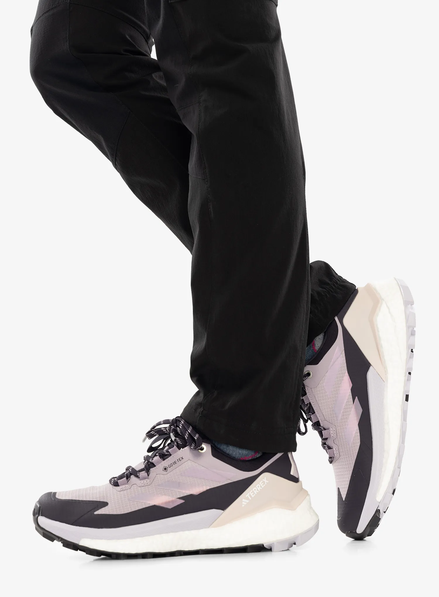 Дамски туристически обувки adidas TERREX Free Hiker 2 Low GTX - prelo fig/silv dawn/aurora blk