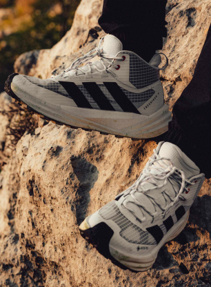 Дамски туристически обувки adidas TERREX Freehiker 3 Mid GTX - ftwr white/core blk/off white