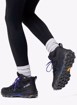 Дамски туристически обувки Columbia Peakfreak Titanium Outdry Mid - black/purple quartz