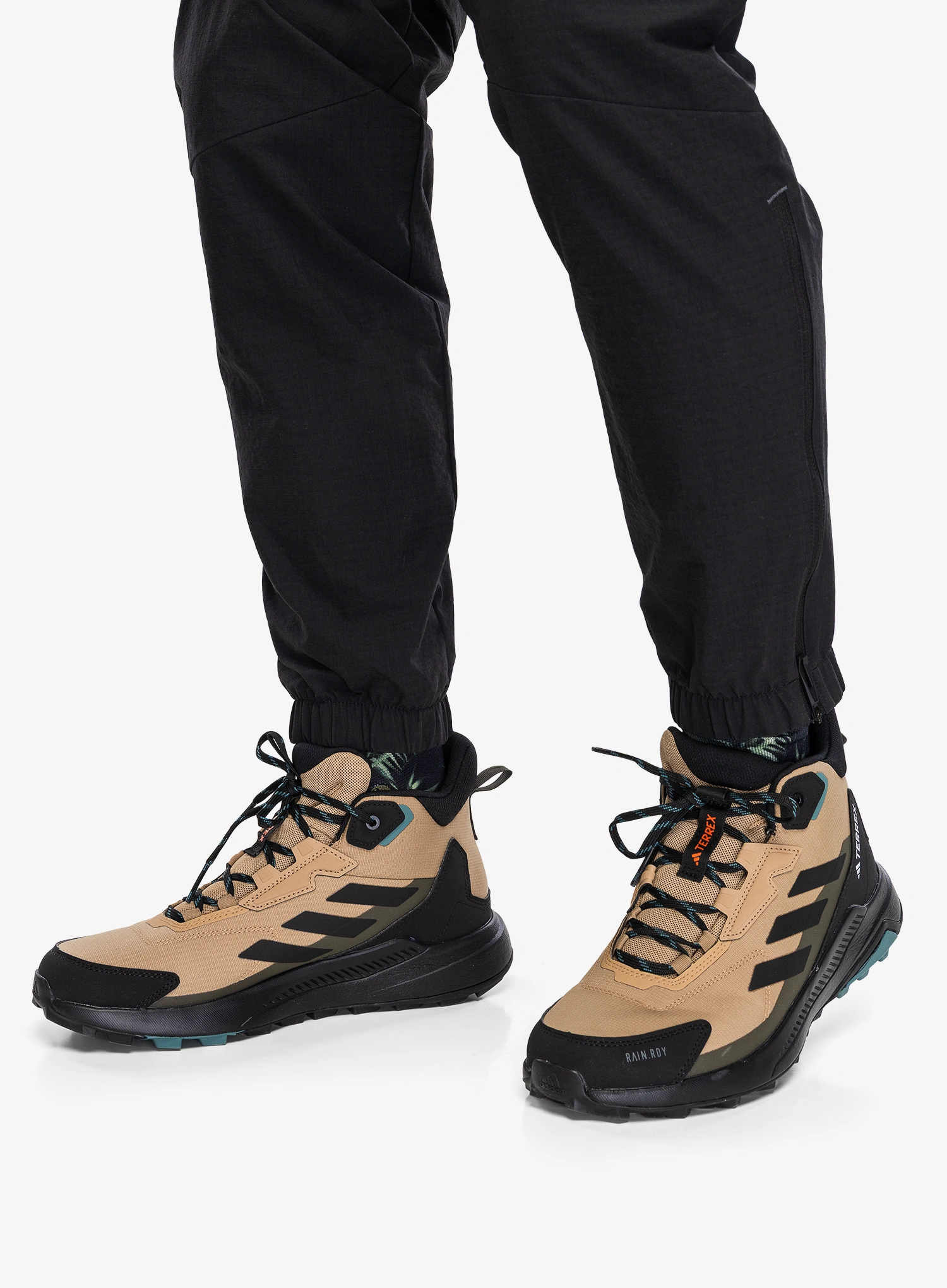 Високи туристически обувки adidas TERREX Anylander Mid RAIN.RDY - cardboard/core blk/shad olive
