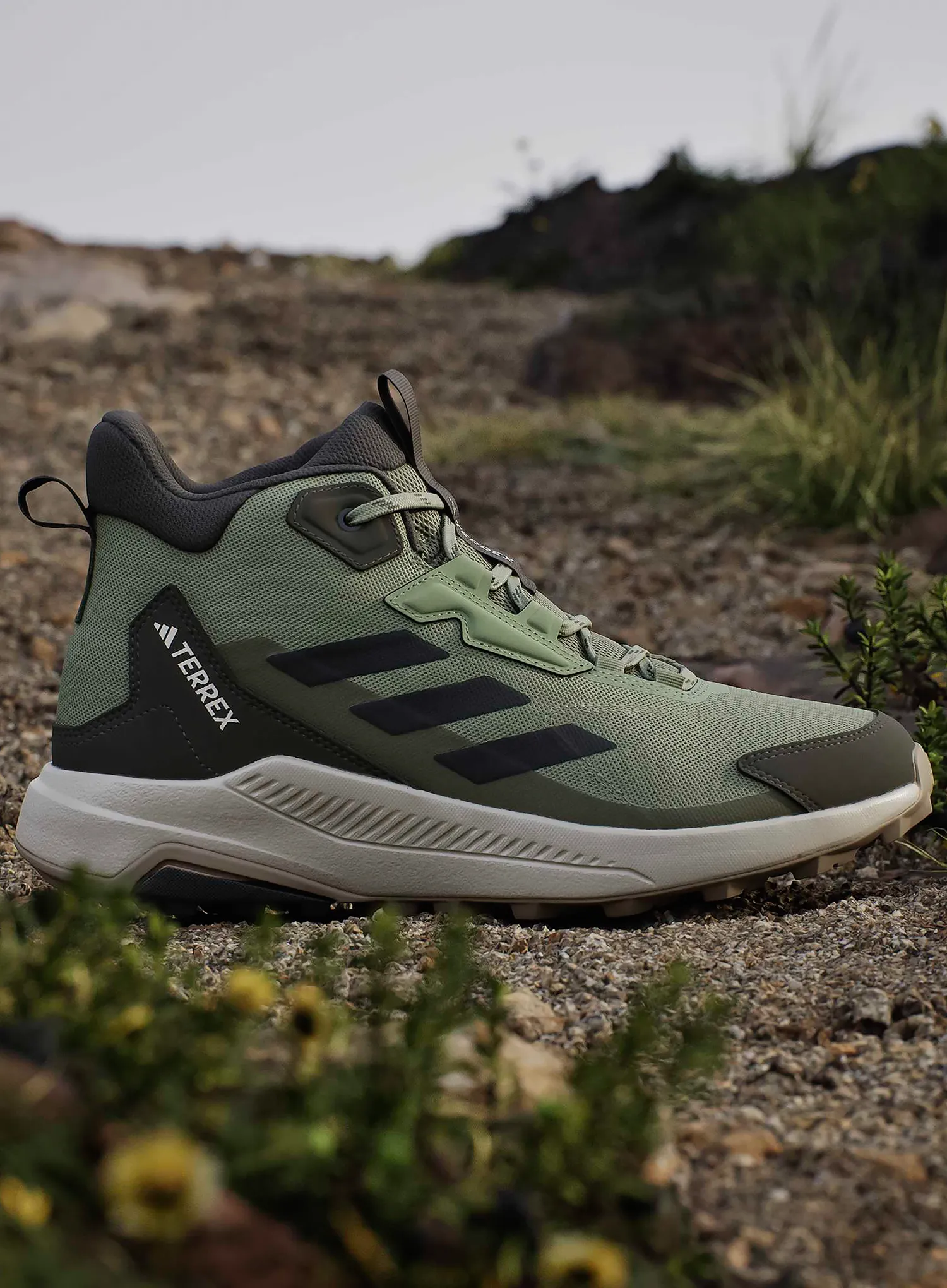 Високи туристически обувки adidas TERREX Anylander Mid - tent green/core blk/olive str